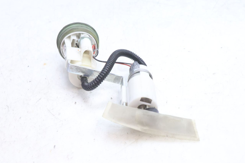 photo de BENZINEPOMP PIAGGIO MP3 500 (2016 - 2018) - Gecontroleerd onderdeel