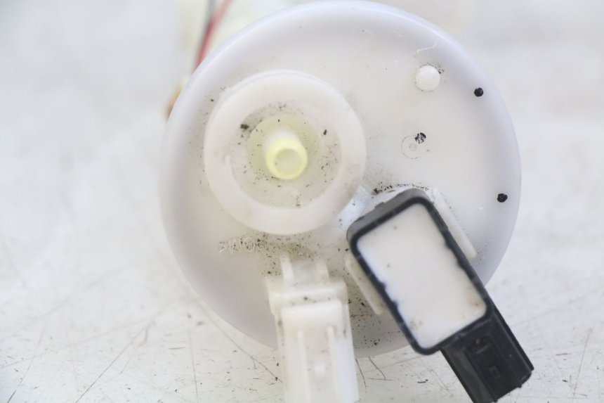 photo de BENZINEPOMP YAMAHA MT ABS 125 (2014 - 2018) - Zoom op gebruiksstaat