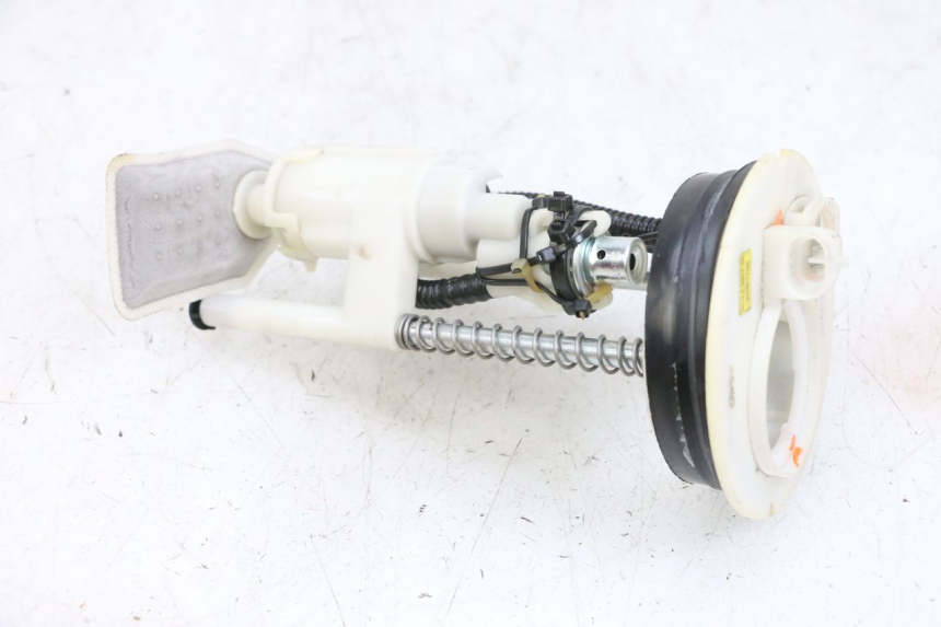 photo de BENZINEPOMP YAMAHA NEOS NEO'S 4T 50 (2008 - 2016) - Staat van het oppervlak