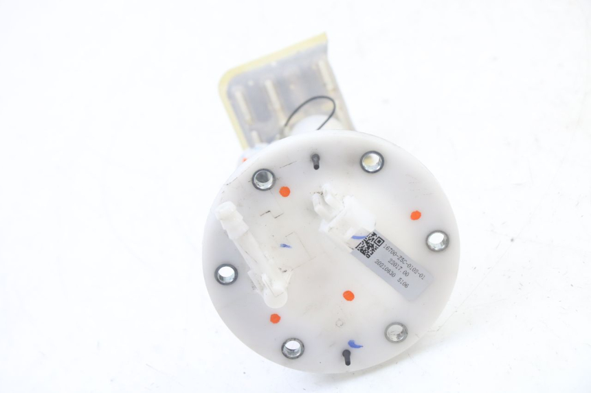 photo de BENZINEPOMP SYM ORBIT III 3 4T 50 (2021 - 2025) - Andere kijkhoek