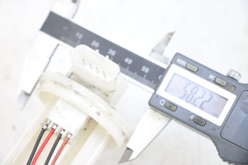 photo de BENZINEPOMP HONDA PCX (JF28) 125 (2009 - 2011) - Andere kijkhoek