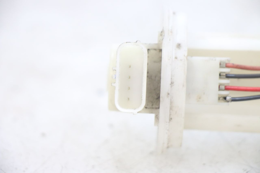 photo de BENZINEPOMP HONDA PCX (JF28) 125 (2009 - 2011) - Overzicht