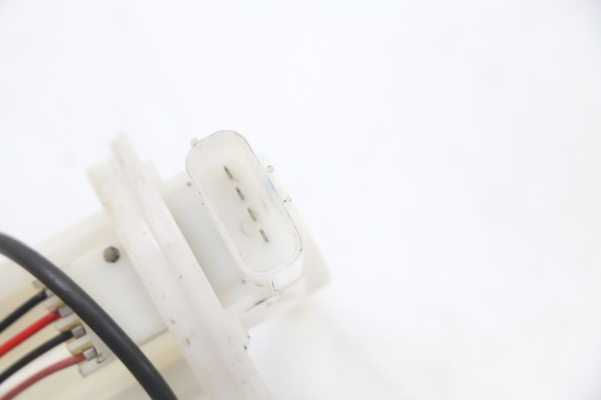 photo de BENZINEPOMP HONDA PCX (JF28) 125 (2009 - 2011) - Zoom op gebruiksstaat