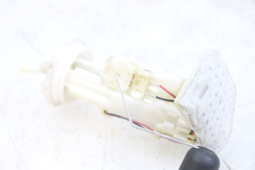 photo de BENZINEPOMP HONDA PCX (JF47) 125 (2012 - 2013) - Zoom op gebruiksstaat