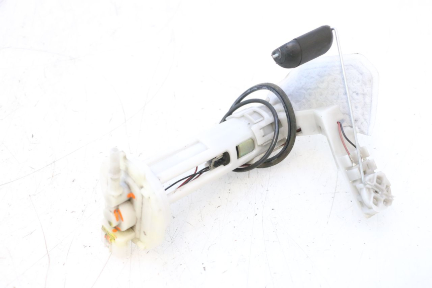 photo de BENZINEPOMP HONDA PCX (JF57/JF64) 125 (2014 - 2018) - Hoofdaanzicht