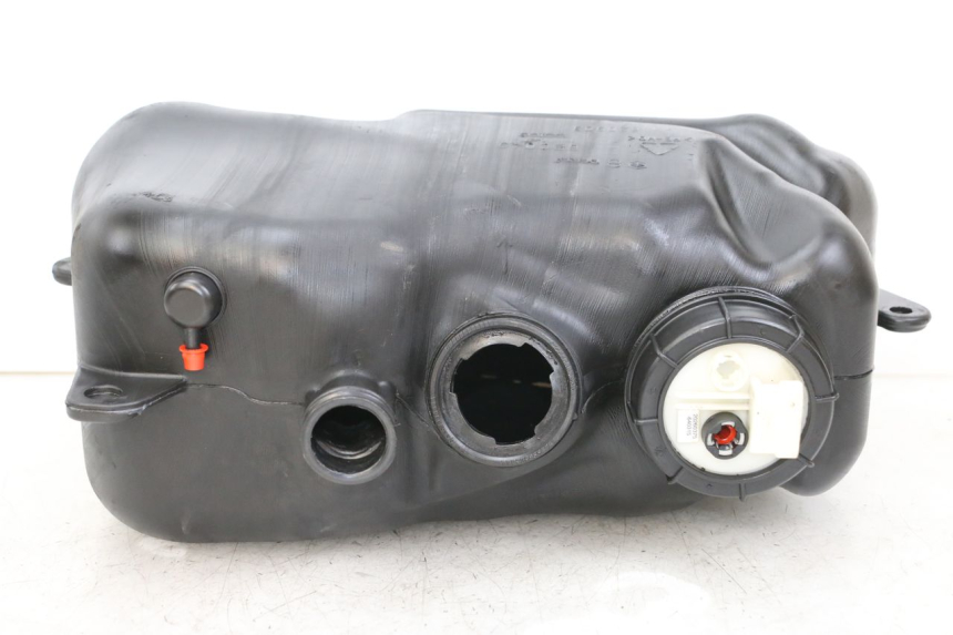 photo de BENZINEPOMP PIAGGIO MP3 LT 400 (2007 - 2012) - Technische close-up