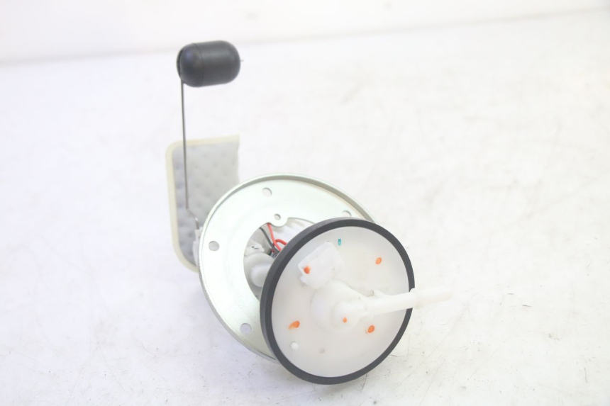 photo de BENZINEPOMP JM MOTORS SANTANA EVO 50 (2024 - 2026) - Andere kijkhoek