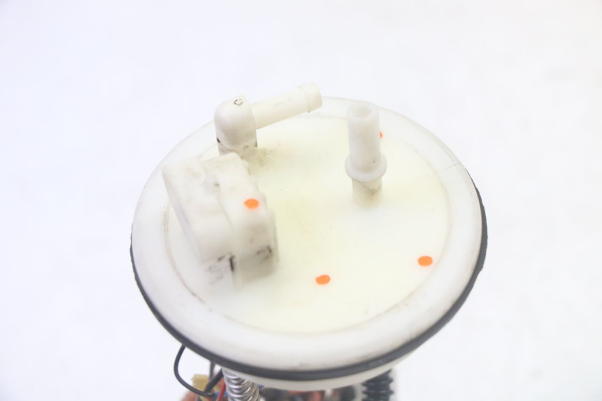 photo de BENZINEPOMP PEUGEOT SATELIS 125 (2013 - 2018) - Zoom op gebruiksstaat