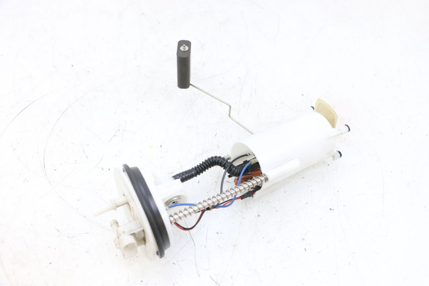 photo de BENZINEPOMP PEUGEOT SATELIS 125 (2013 - 2018) - Staat van het oppervlak