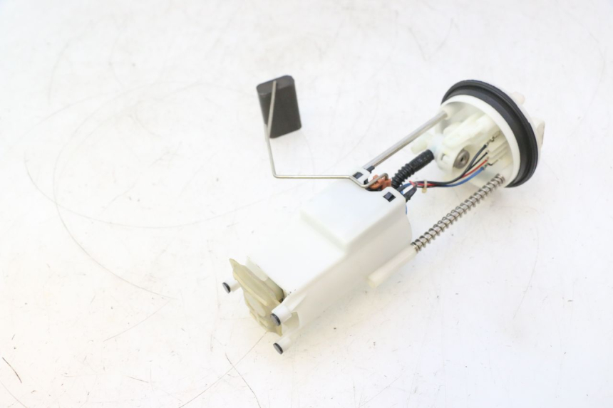 photo de BENZINEPOMP PEUGEOT SATELIS 125 (2013 - 2018) - Overzicht