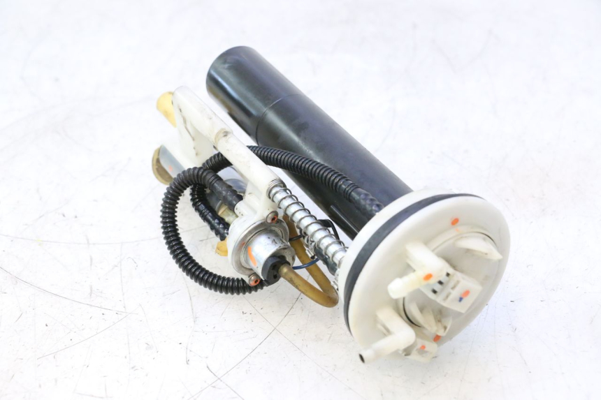 photo de BENZINEPOMP PEUGEOT SATELIS 125 (2013 - 2018) - Hoofdaanzicht