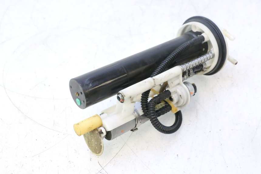 photo de BENZINEPOMP PEUGEOT SATELIS 125 (2013 - 2018) - Detailaanzicht