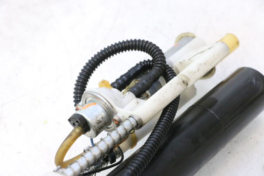 photo de BENZINEPOMP PEUGEOT SATELIS 125 (2013 - 2018) - Technische close-up