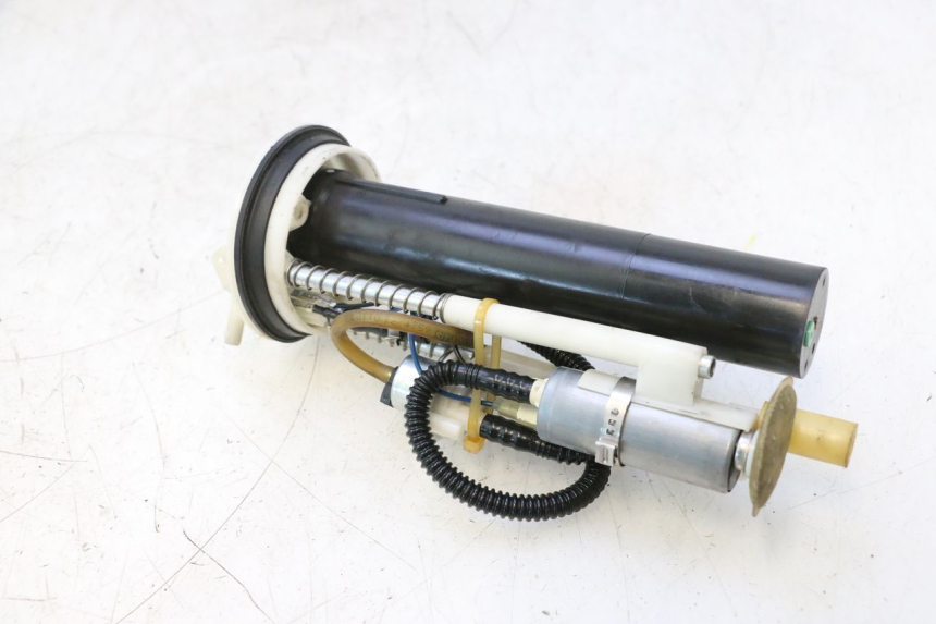 photo de BENZINEPOMP PEUGEOT SATELIS 125 (2013 - 2018) - Overzicht