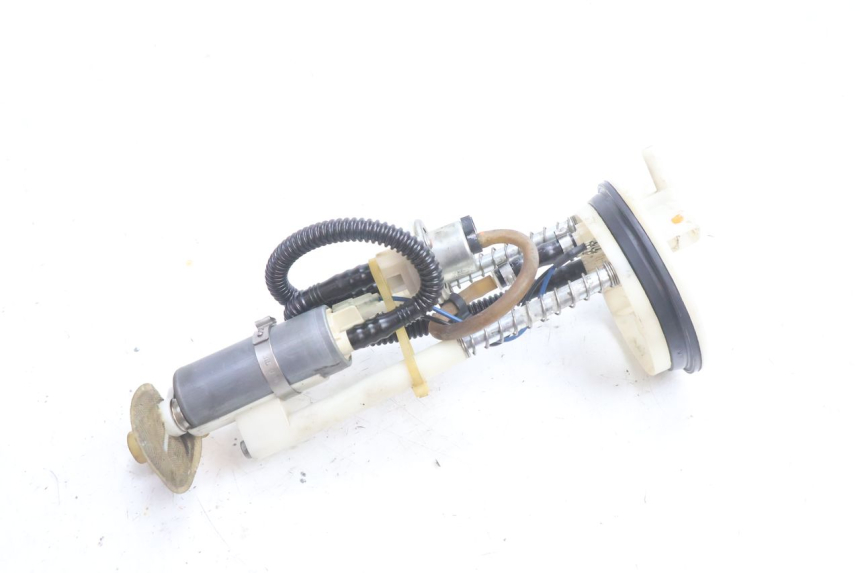 photo de BENZINEPOMP PEUGEOT SATELIS 125 (2006 - 2009) - Detail van het onderdeel