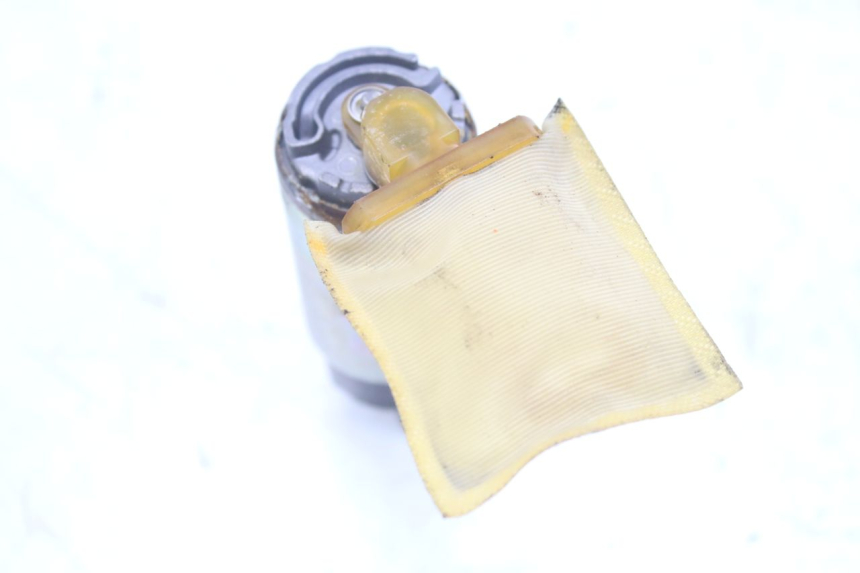 photo de BENZINEPOMP TRIUMPH SPRINT ST 955 (1999 - 2001) - Zoom op gebruiksstaat