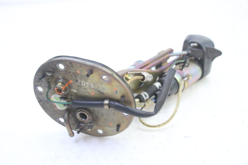 photo de BENZINEPOMP HONDA ST PAN EUROPEAN 1300 (2002 - 2013) - Andere kijkhoek