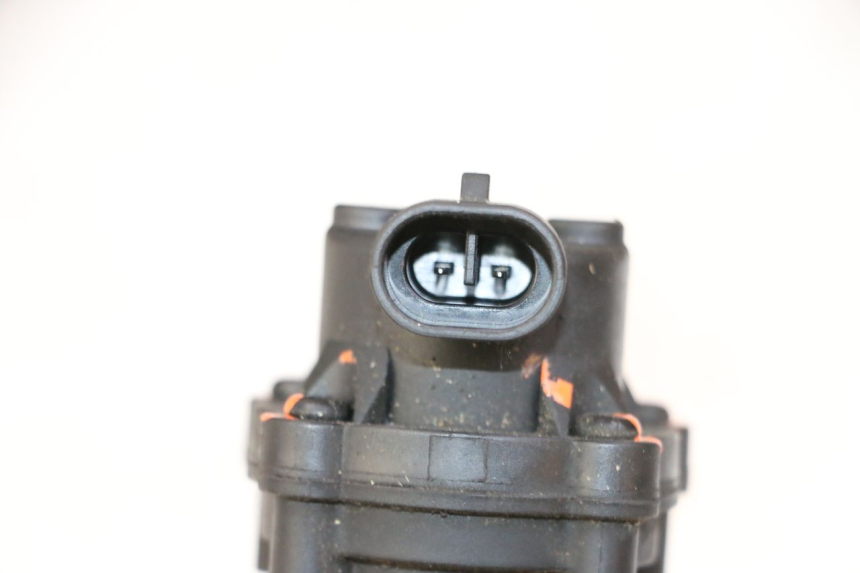 photo de BENZINEPOMP PEUGEOT STREETZONE I 2T 50 (2018 - 2020) - Andere kijkhoek