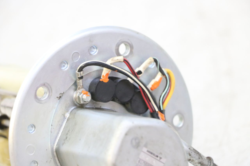 photo de BENZINEPOMP SUZUKI SV S 650 (2003 - 2009) - Productaanzicht