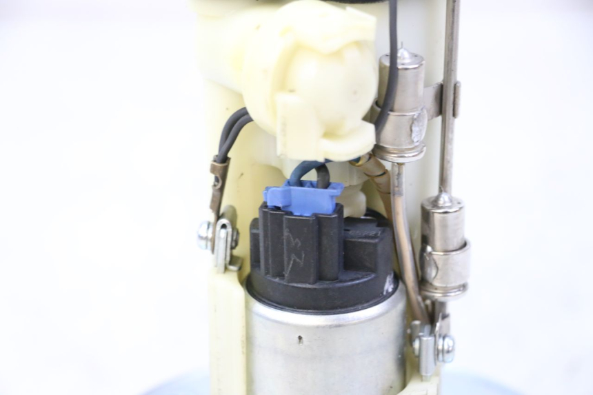 photo de BENZINEPOMP SUZUKI SV S 650 (2003 - 2009) - Bevestigingspunten