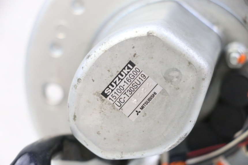 photo de BENZINEPOMP SUZUKI SV S 650 (2003 - 2009) - Gecontroleerd onderdeel