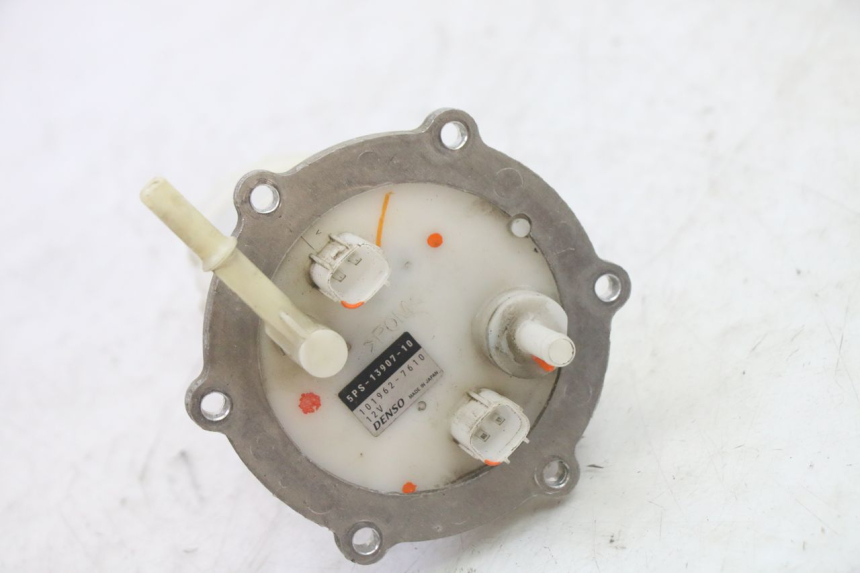 photo de BENZINEPOMP YAMAHA TDM ABS 900 (2002 - 2014) - Zoom op gebruiksstaat