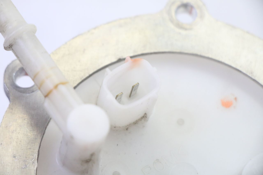 photo de BENZINEPOMP YAMAHA TDM ABS 900 (2002 - 2014) - Bevestigingspunten