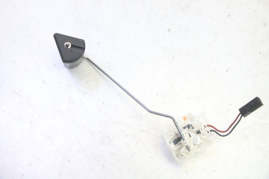 photo de BENZINEPOMP YAMAHA TDM ABS 900 (2002 - 2014) - Gecontroleerd onderdeel