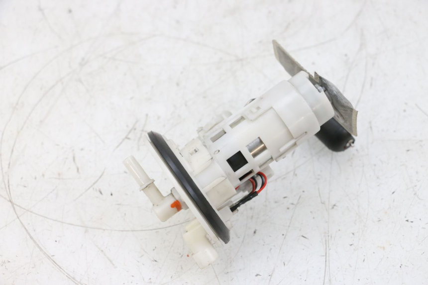 photo de BENZINEPOMP NECO TEMPO 4T 50 (2022 - 2026) - Bevestigingspunten