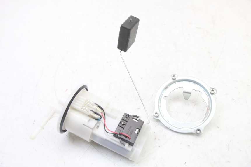 photo de BENZINEPOMP YAMAHA TRACER 7 700 (2020 - 2024) - Hoofdaanzicht