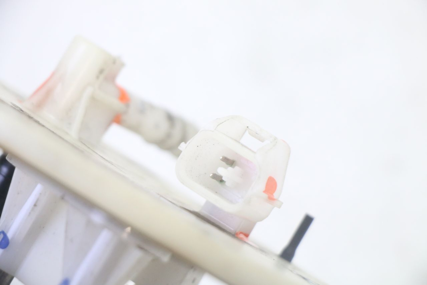 photo de BENZINEPOMP PEUGEOT TWEET PRO CARGO 50 (2018 - 2022) - Technische close-up