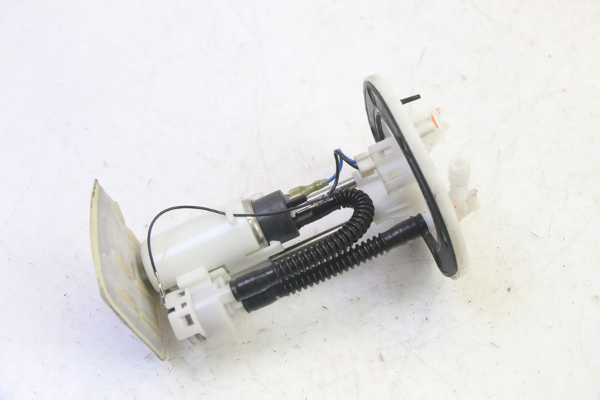 photo de BENZINEPOMP PEUGEOT TWEET PRO EFI 4T 50 (2021 - 2022) - Hoofdaanzicht