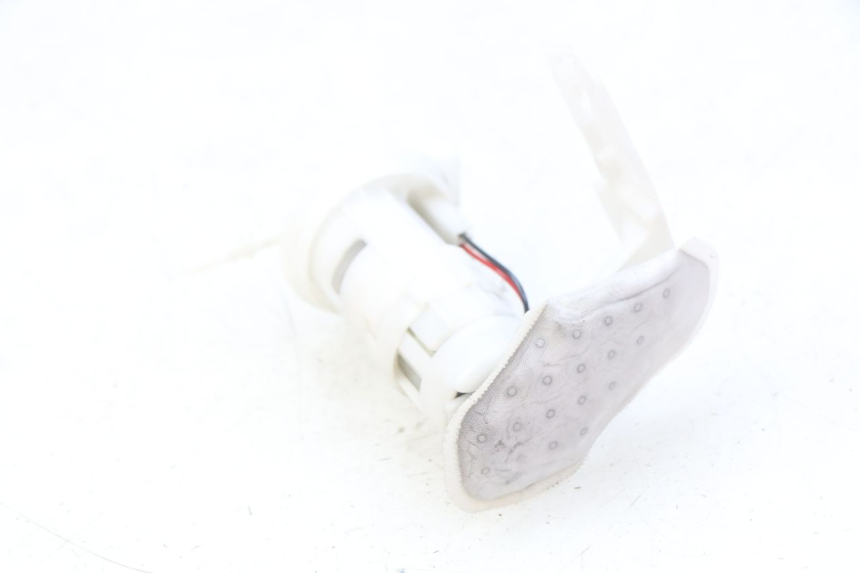 photo de BENZINEPOMP PIAGGIO VESPA GTS IGET ABS 125 (2017 - 2023) - Zoom op gebruiksstaat