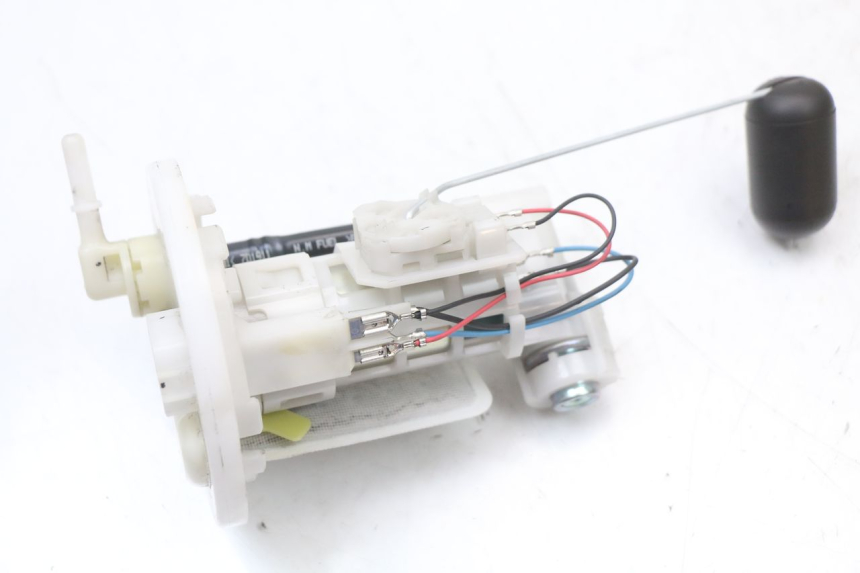 photo de BENZINEPOMP YAMAHA XMAX X-MAX ABS 125 (2017 - 2020) - Hoofdaanzicht