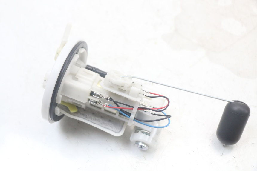 photo de BENZINEPOMP YAMAHA XMAX X-MAX ABS 125 (2017 - 2020) - Detail van het onderdeel