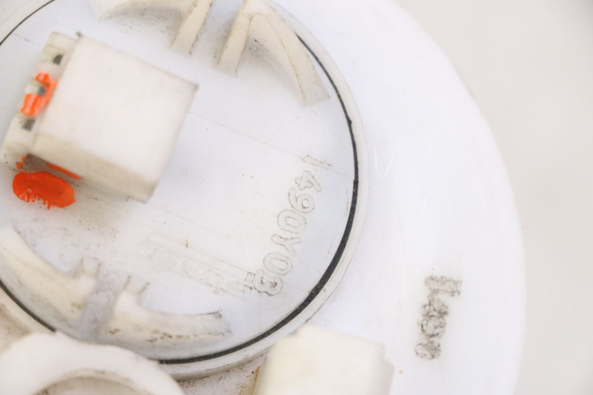 photo de BENZINEPOMP YAMAHA X-MAX XMAX 125 (2010 - 2013) - Overzicht