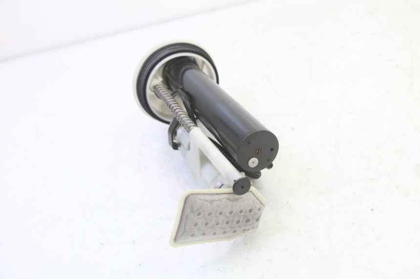 photo de BENZINEPOMP YAMAHA X-MAX XMAX 125 (2010 - 2013) - Bevestigingspunten