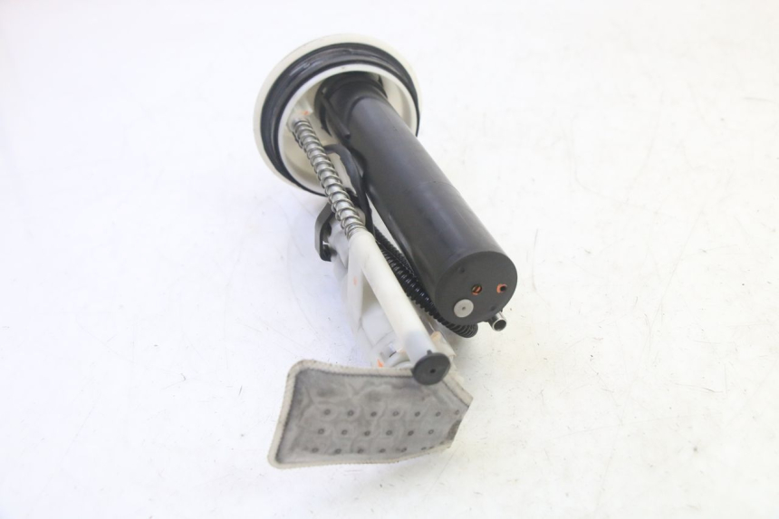 photo de BENZINEPOMP YAMAHA X-MAX XMAX 125 (2010 - 2013) - Overzicht