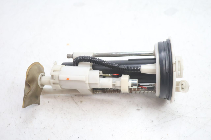 photo de BENZINEPOMP YAMAHA XMAX X-MAX 125 (2006 - 2009) - Hoofdaanzicht