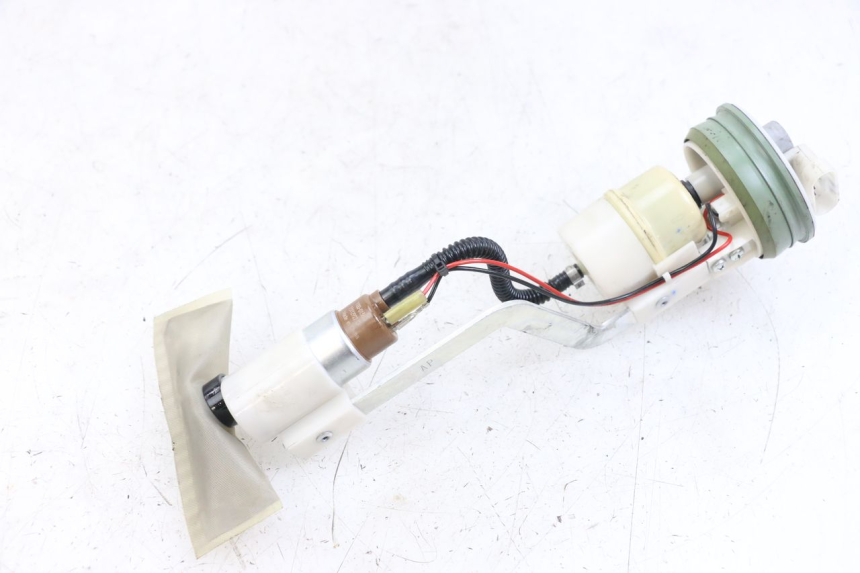 photo de BENZINEPOMP PIAGGIO X10 125 (2012 - 2017) - Technische close-up