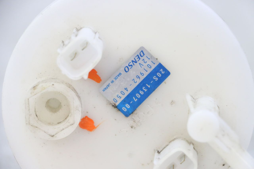 photo de BENZINEPOMP YAMAHA XJ6 ABS 600 (2008 - 2016) - Bevestigingspunten