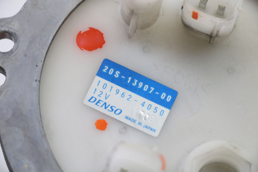 photo de BENZINEPOMP YAMAHA XJ6 ABS 600 (2008 - 2016) - Andere kijkhoek