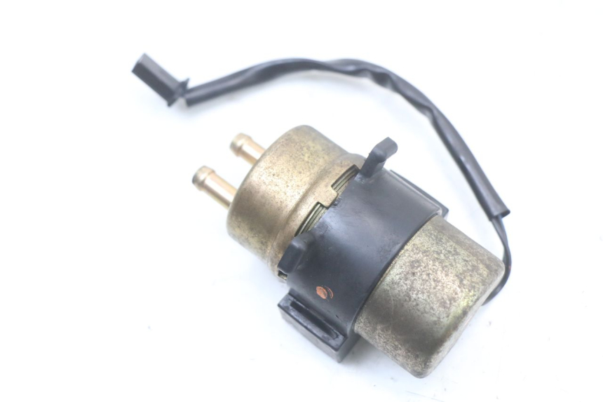 photo de BENZINEPOMP YAMAHA XJS DIVERSION 600 (1997 - 1999) - Detail van het onderdeel