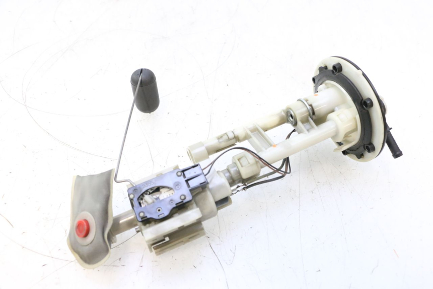photo de BRANDSTOFPOMP YAMAHA XP T-MAX ABS 500 (2005 - 2005) - Hoofdaanzicht
