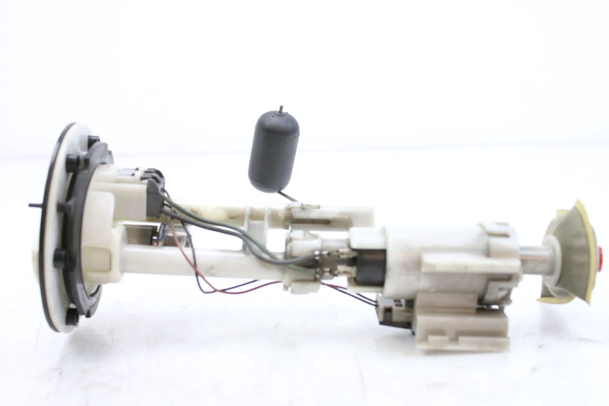 photo de BENZINEPOMP YAMAHA XP T-MAX TMAX ABS 500 (2004 - 2007) - Zoom op gebruiksstaat