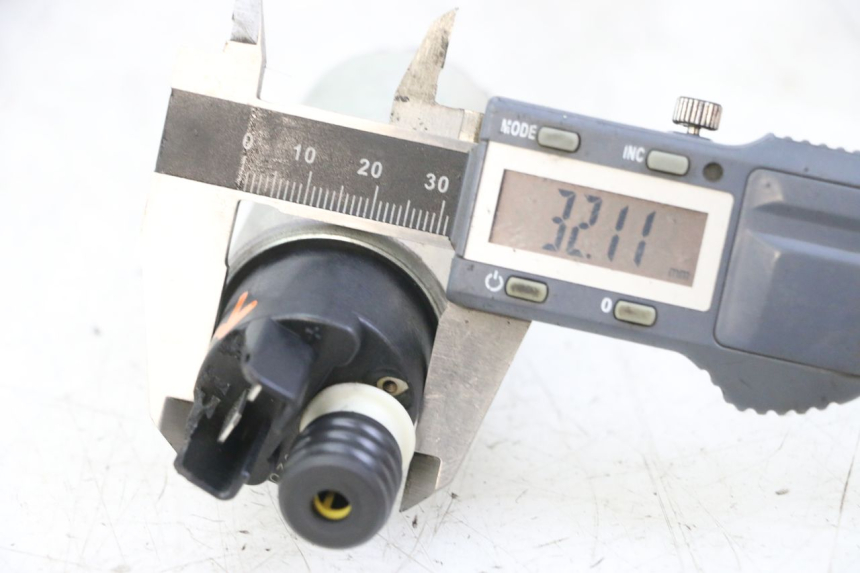 photo de BENZINEPOMP YAMAHA XT X 660 (2004 - 2016) - Zoom op gebruiksstaat