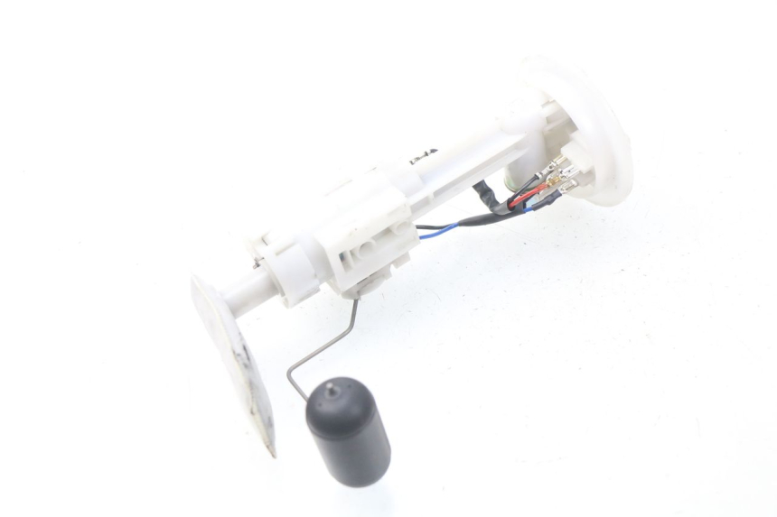 photo de BENZINEPOMP YAMAHA YP X-MAX XMAX 400 (2014 - 2017) - Overzicht