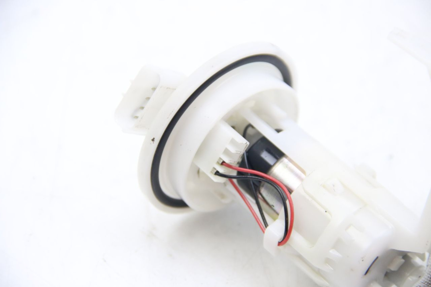 photo de BENZINEPOMP PIAGGIO ZIP 4T 50 (2018 - 2020) - Technische close-up