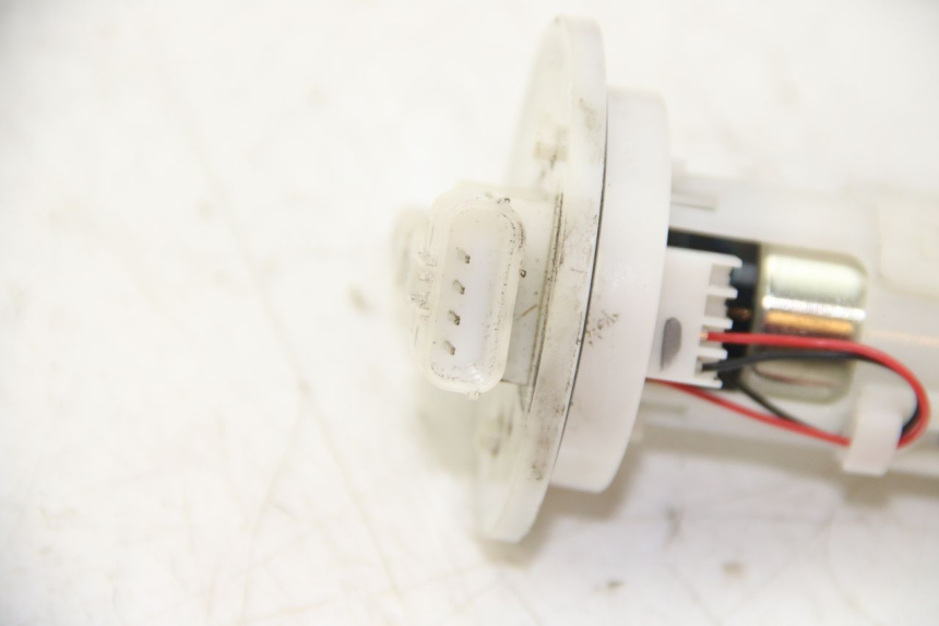 photo de BENZINEPOMP PIAGGIO ZIP 4T 50 (2018 - 2020) - Zoom op gebruiksstaat