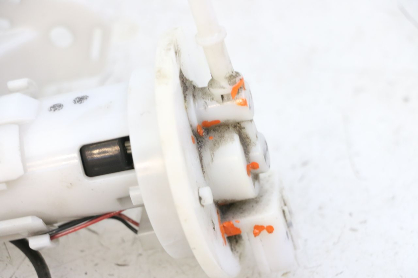 photo de BENZINEPOMP PIAGGIO ZIP 4T 50 (2018 - 2020) - Zoom op gebruiksstaat